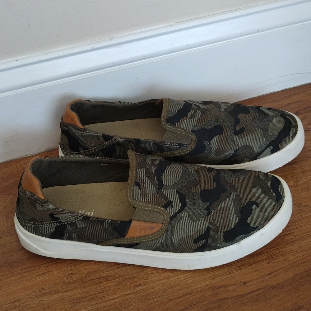 Olukai men's shoes